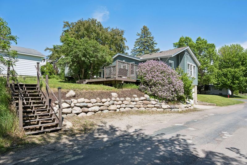 220 St Peter St, Loretto, MN 55357