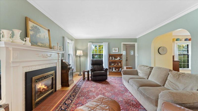 817 Maple St, Alexandria, MN 56308