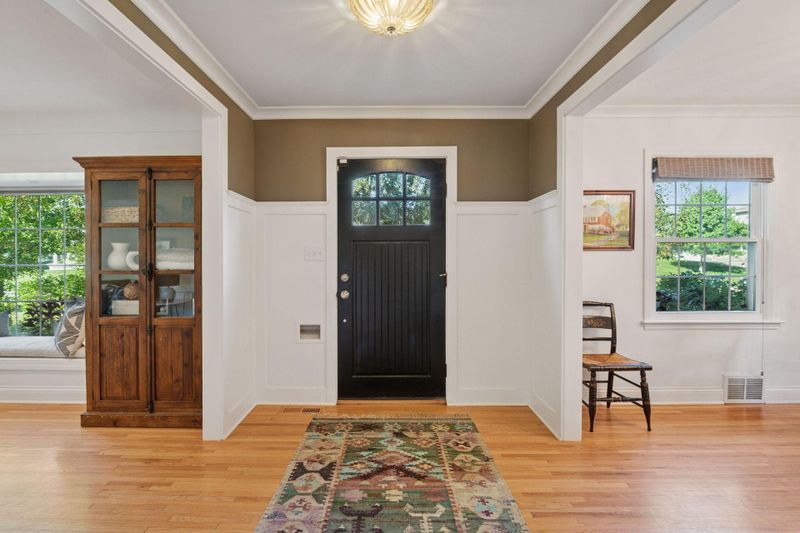 5625 Beard Ave S, Edina, MN 55410