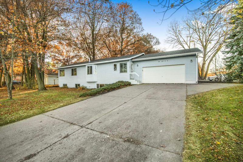 500 5th St N, Sartell, MN 56377