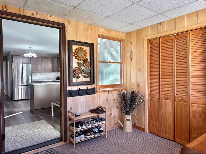 835 Isle St W, Isle, MN 56342