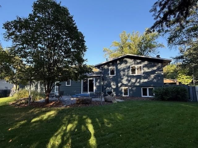 4297 Nancy Pl, Shoreview, MN 55126