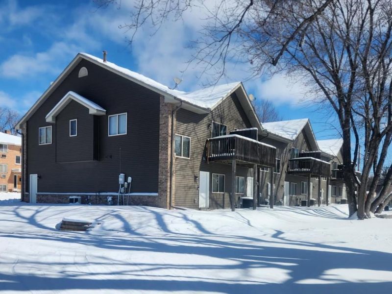 7411 University Ave NE, Fridley, MN 55432