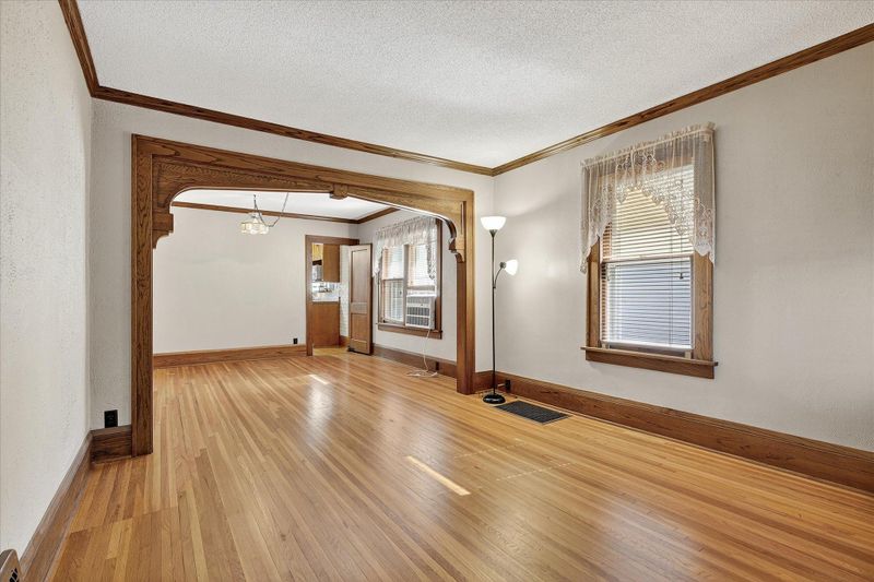 4053 Standish Ave, Minneapolis, MN 55407