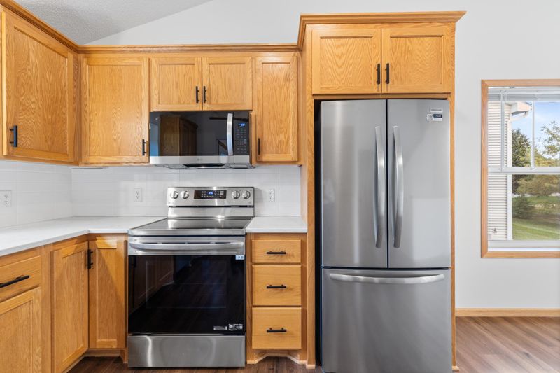 140 Stallion Ln, Lino Lakes, MN 55014