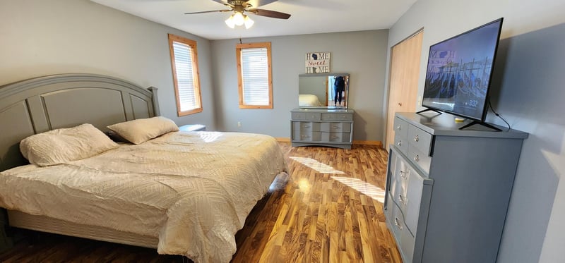 313 S Washington St, Houston, MN 55943