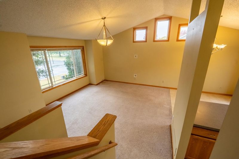 1000 E Orchard St, Belle Plaine, MN 56011