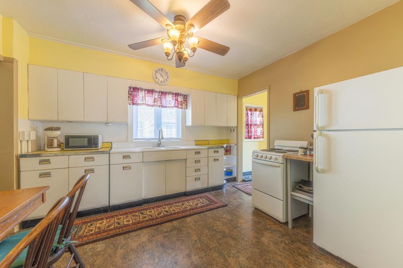 8 Haynes St N, Taconite, MN 55786