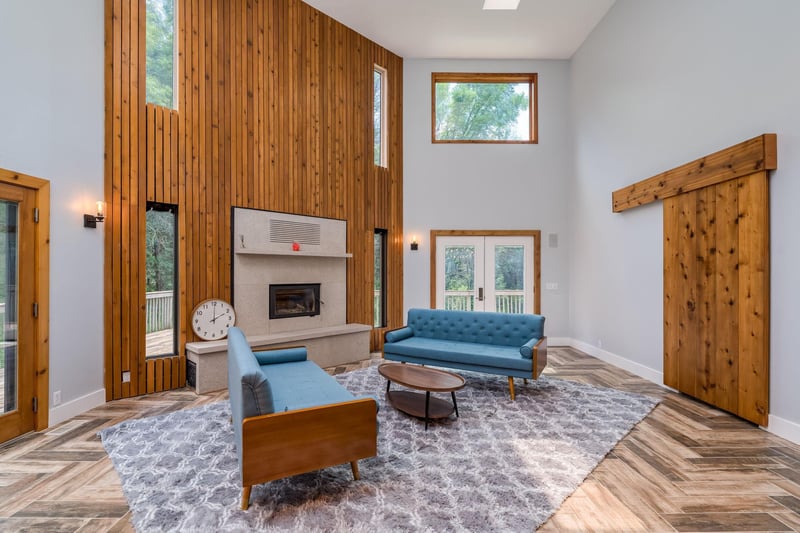 737 Kingsway Dr, Le Sueur, MN 56058