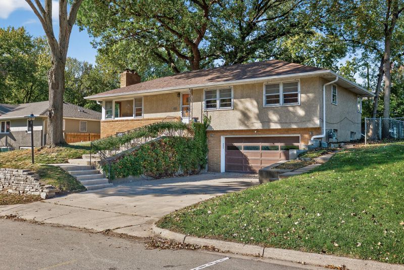 6732 Emerson Ave S, Richfield, MN 55423
