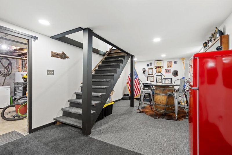 212 S Brook Ave, Porter, MN 56280