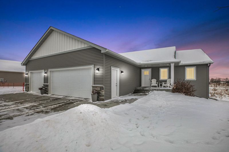 1933 38th St S, Saint Cloud, MN 56301