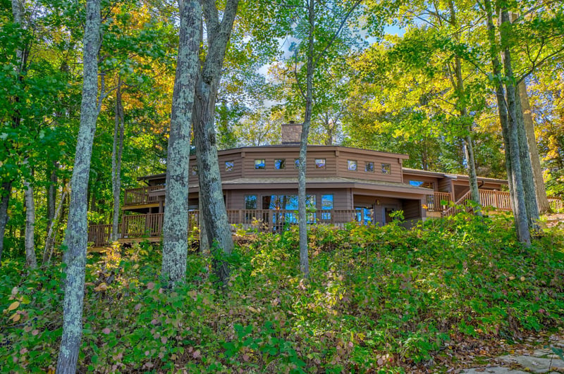 12416 W Roberts Ln, Hayward, WI 54843