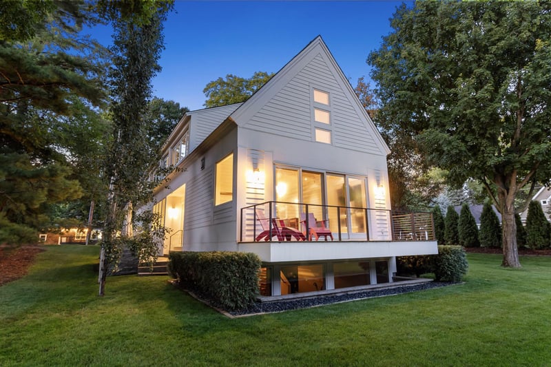 19100 Rutledge Rd, Wayzata, MN 55391