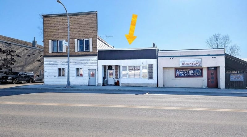 207 S Broadway Ave, Gilbert, MN 55741