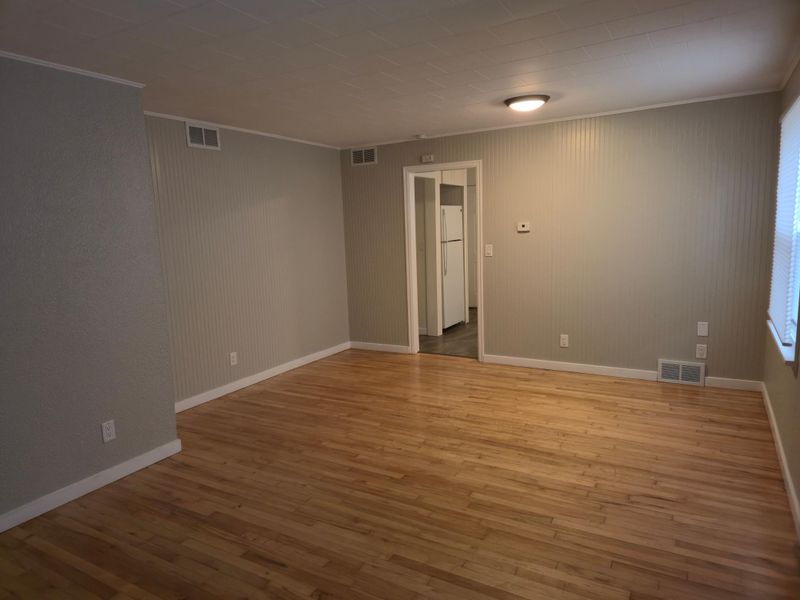 414 5th St S, Moorhead, MN 56560