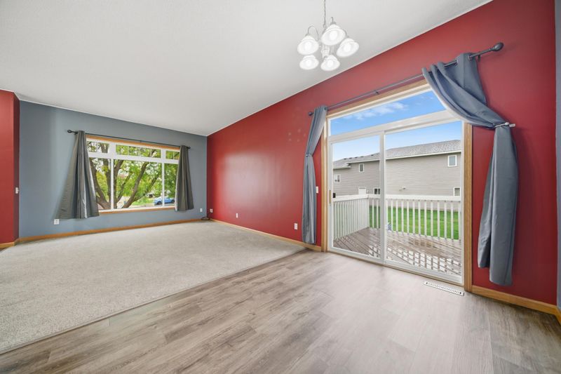 1513 Senate Ln, Northfield, MN 55057