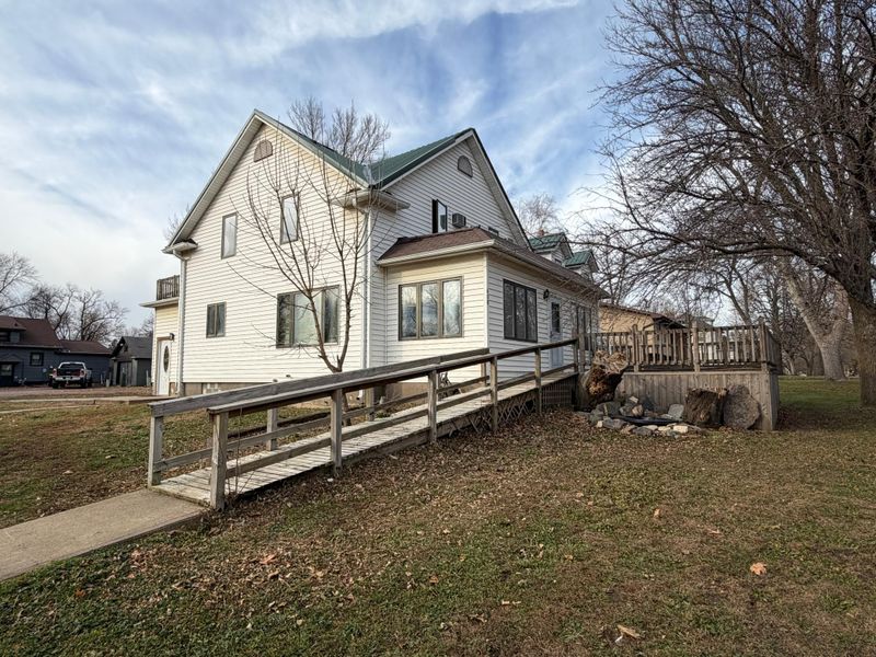 608 Bell Ave, Westbrook, MN 56183