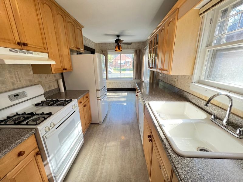 3934 Van Buren St NE, Columbia Heights, MN 55421