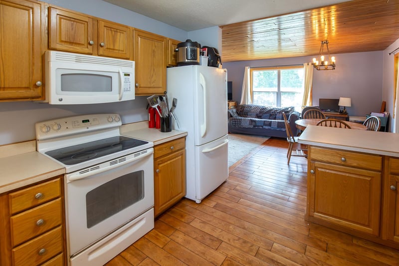 207 1st Ave E, Milltown, WI 54858