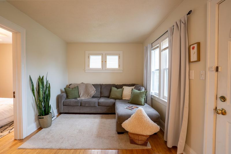5353 Nokomis Ave, Minneapolis, MN 55417