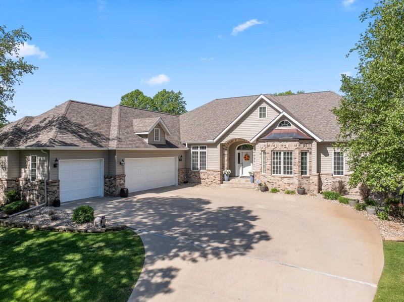 2508 4th Ave NW, Austin, MN 55912