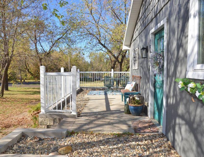 106 Village Rd, Nevis, MN 56467