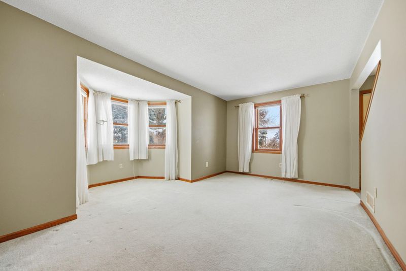 4455 Lincoln Ave, White Bear Lake, MN 55110