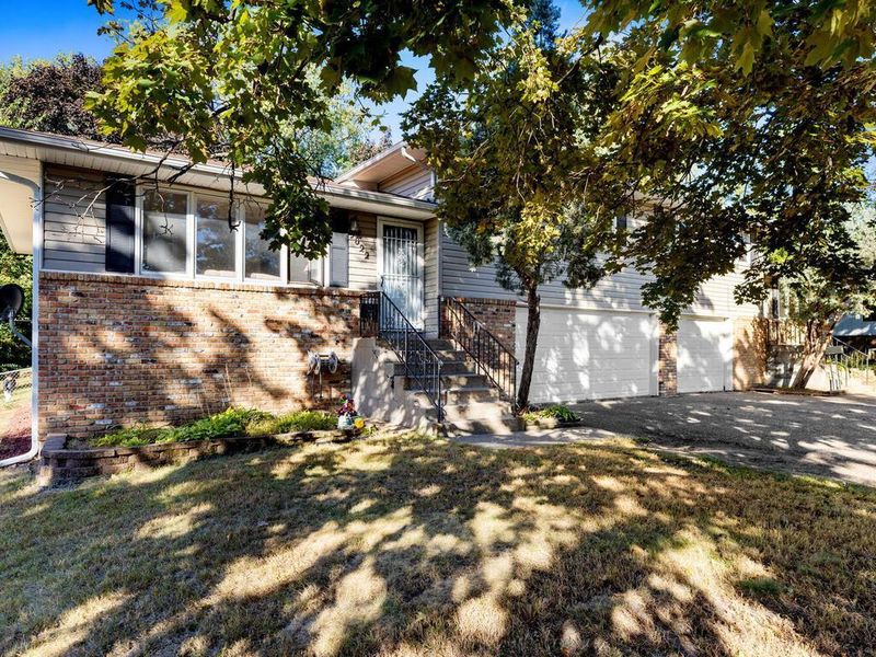 9020 Blaisdell Ave S, Bloomington, MN 55420