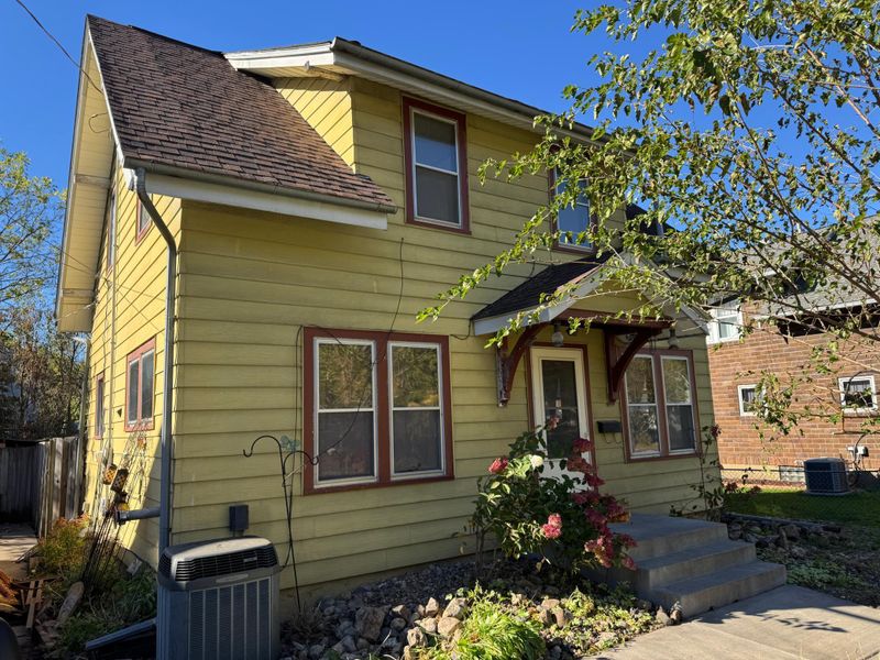 1524 Bush St, Red Wing, MN 55066