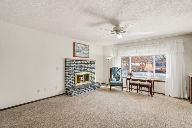 1195 Van Buren St S, Shakopee, MN 55379