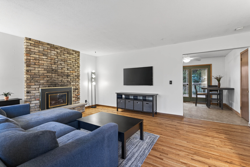 10616 Arrowhead St NW, Coon Rapids, MN 55433