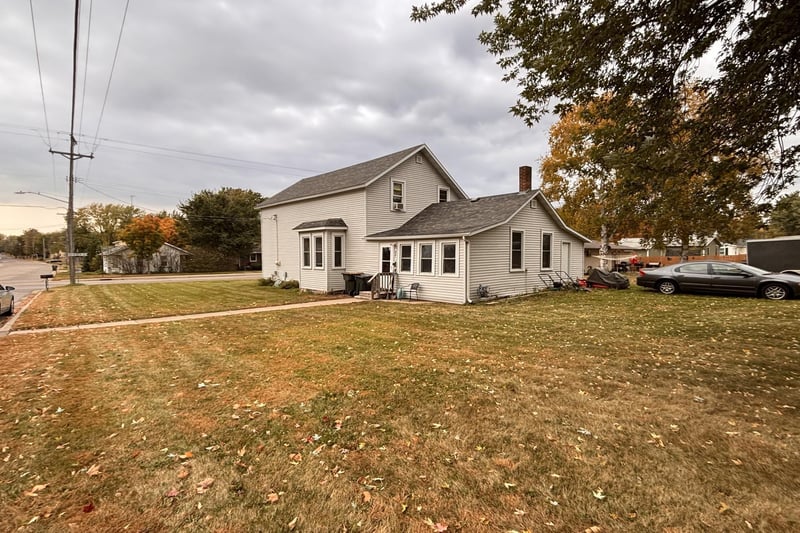 651 Midland Ave, Albany, MN 56307