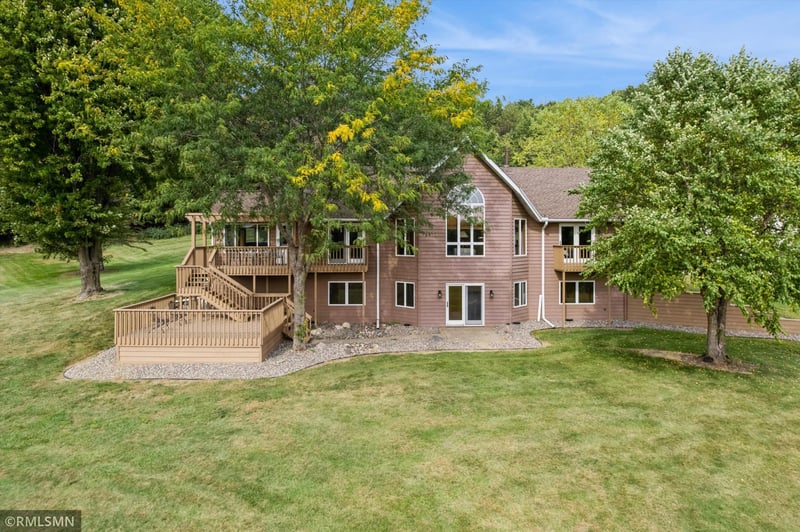 35319 63rd Avenue Way, Cannon Falls, MN 55009
