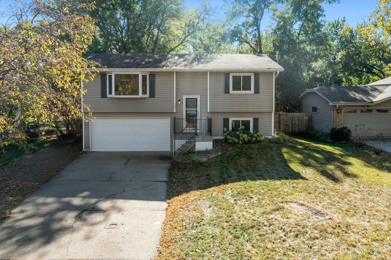 1701 83rd Ave N, Brooklyn Park, MN 55444