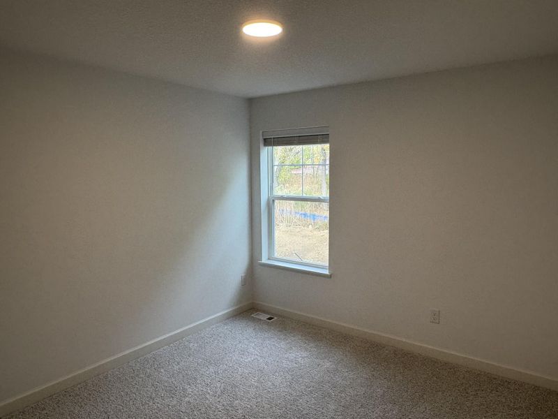 10516 Harbor Ln N, Maple Grove, MN 55369