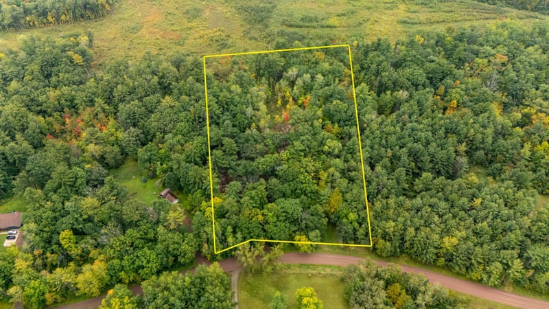 9840 Audrey Gayle Dr, Grasston, MN 55030