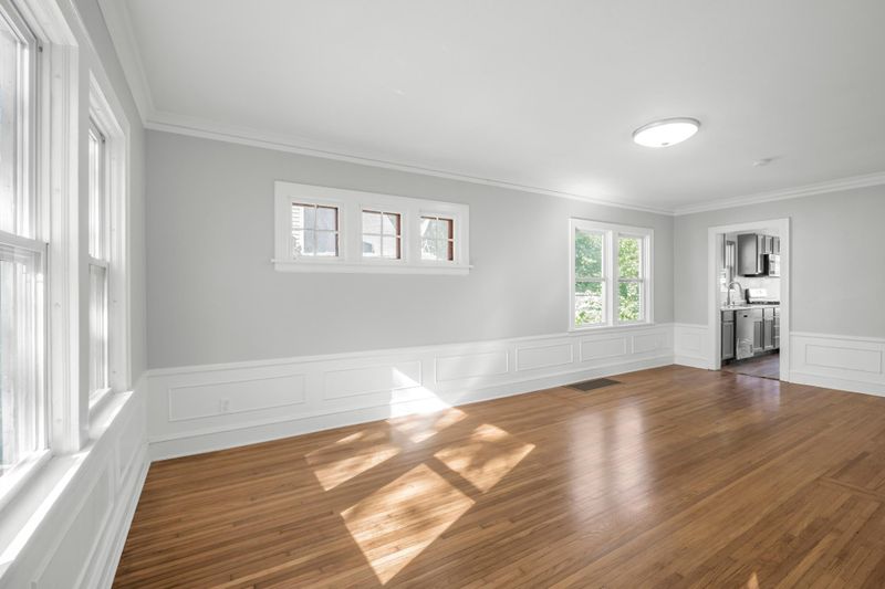 799 Cook Ave E, Saint Paul, MN 55106