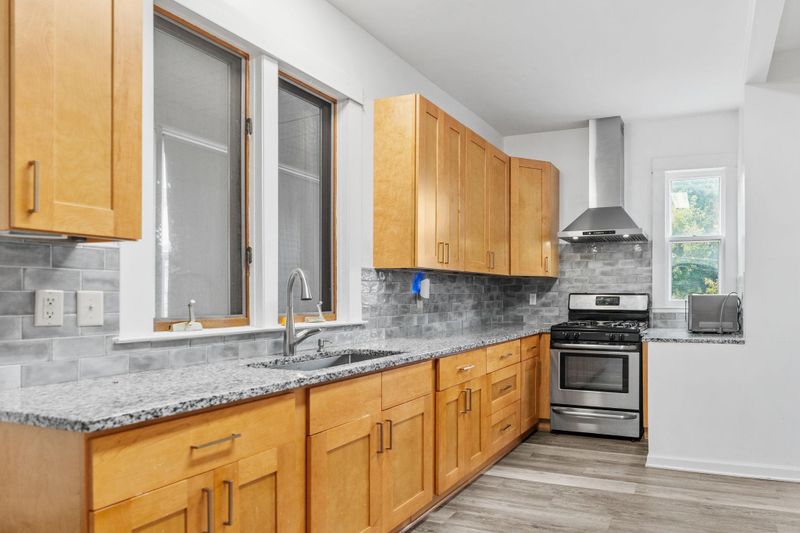 781 Case Ave, Saint Paul, MN 55106