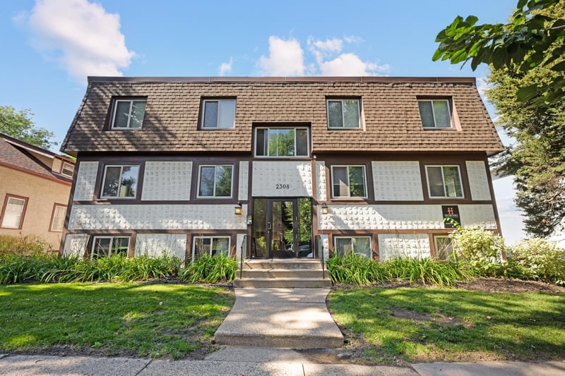2308 Garfield Ave, Minneapolis, MN 55405