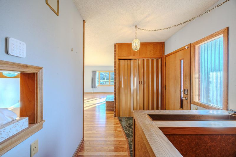 227 14th St NE, Bemidji, MN 56601