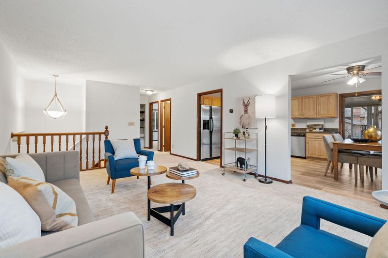 14586 Tyrol Dr, Shakopee, MN 55379