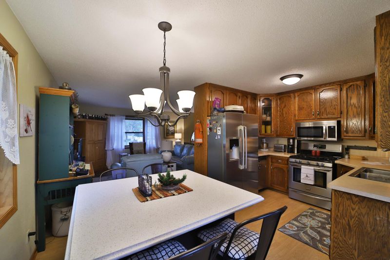 606 2nd St NE, Little Falls, MN 56345