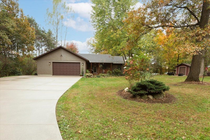 E6858 871st Ave, Colfax, WI 54730