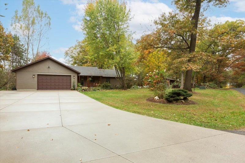 E6858 871st Ave, Colfax, WI 54730