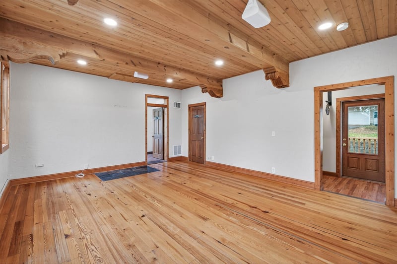 490 Old Carver Rd, Carver, MN 55315