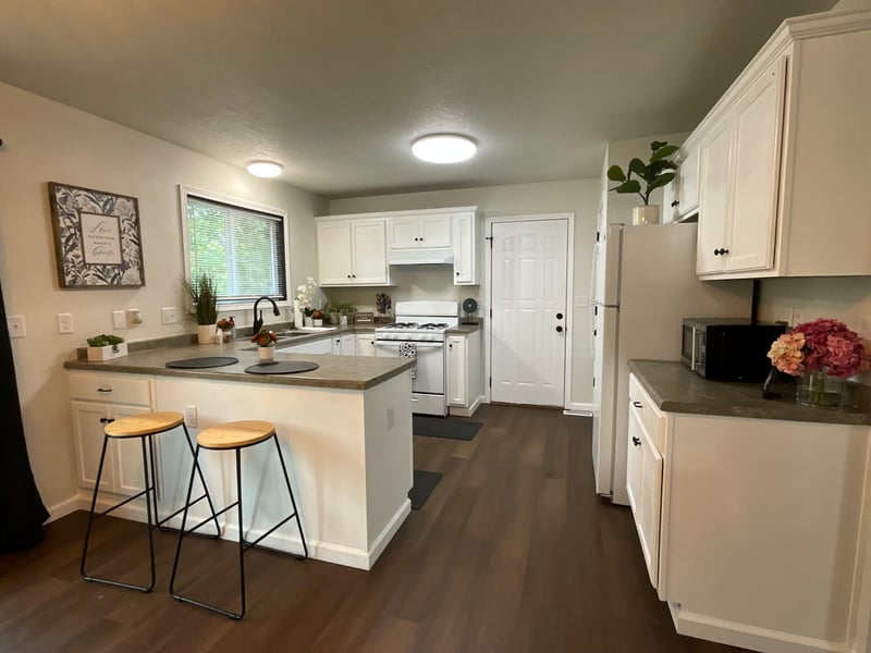 161 Lincoln Ave, Villard, MN 56385