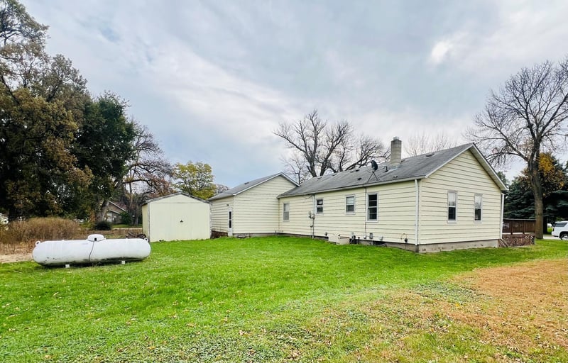 1304 3rd Ave S, Wheaton, MN 56296