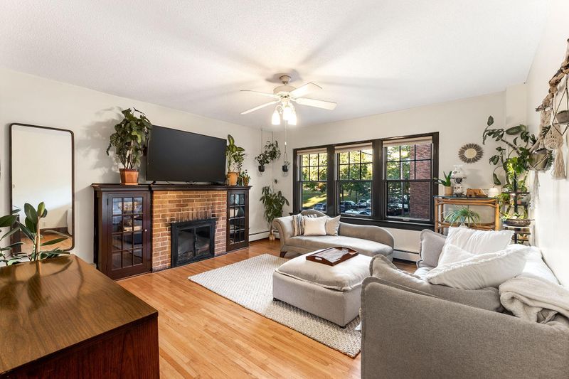 1900 Stevens Ave #12, Minneapolis, MN 55403