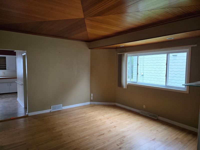 434 Arbor St, Saint Paul, MN 55102